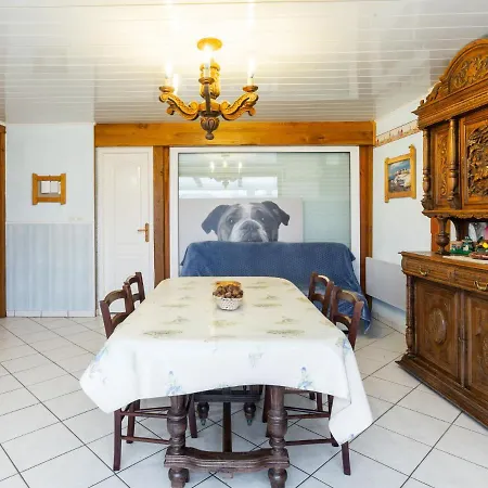 Charming Holiday In With Private Terrace Feriehus